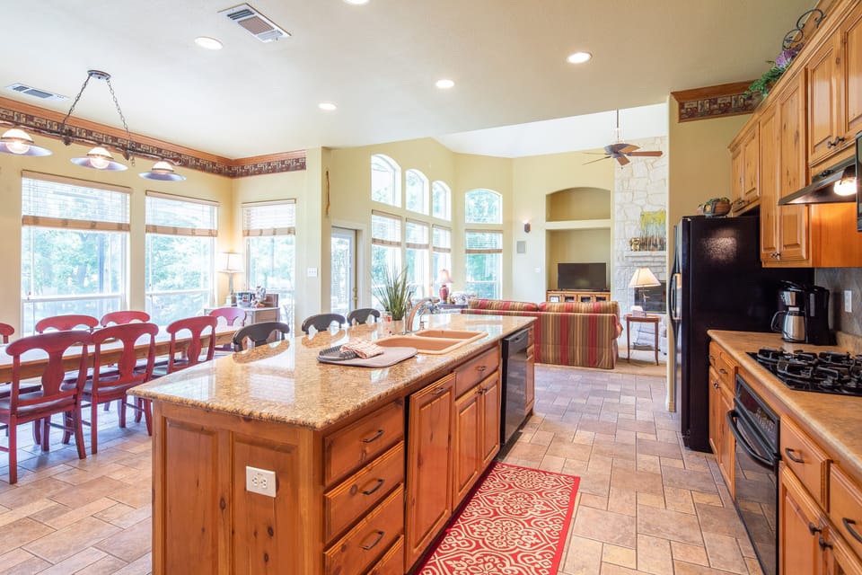 Kitchen equipped with all cooking and dining essentials