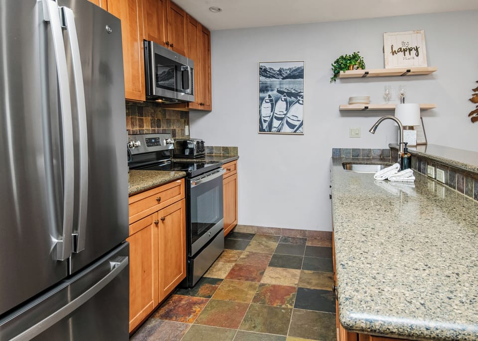 Kitchen - Kitchen