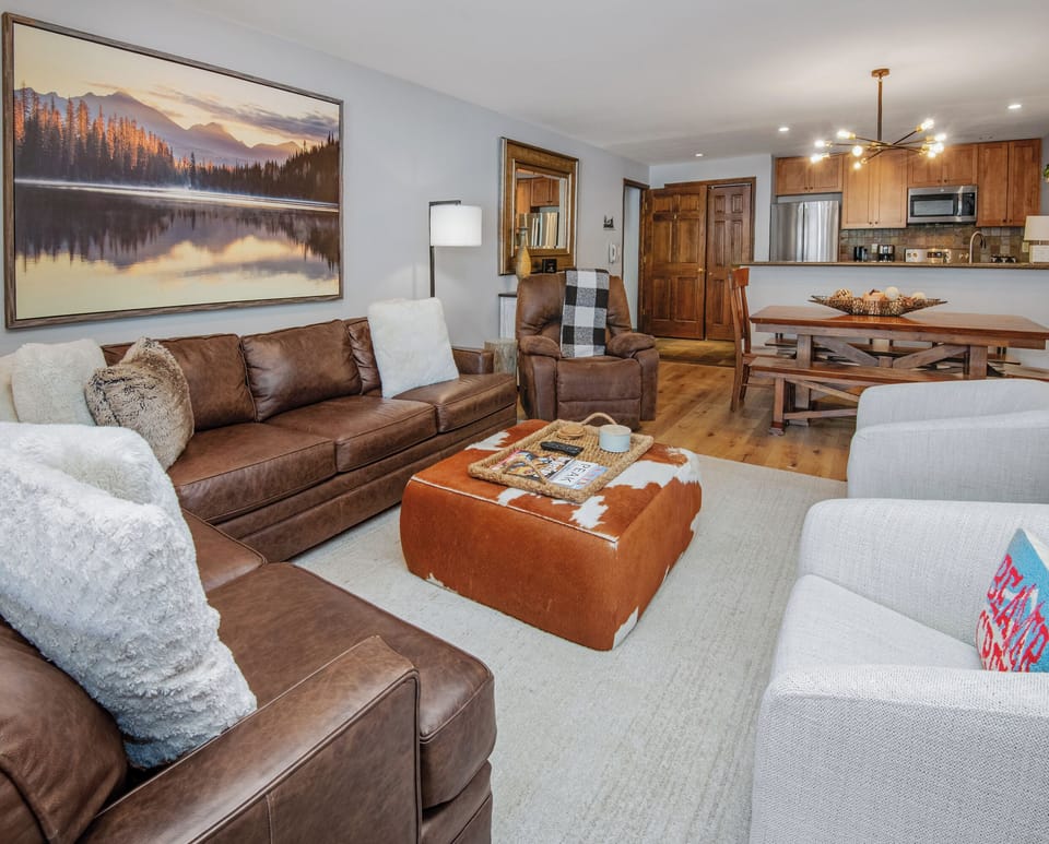 Living Room - Living Room