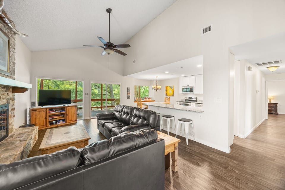 Living room + TV + deck access