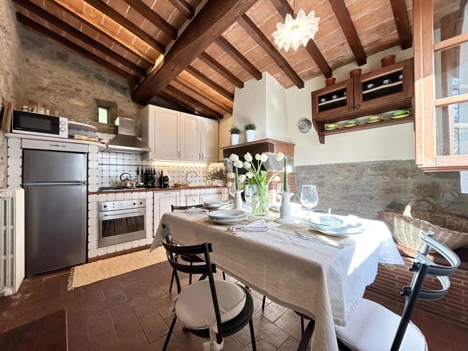 Dining Room, Kitchen