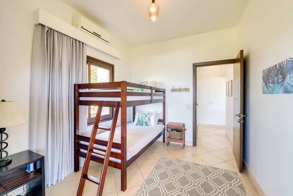 Bedroom 4 | Twin Bunk Bed
