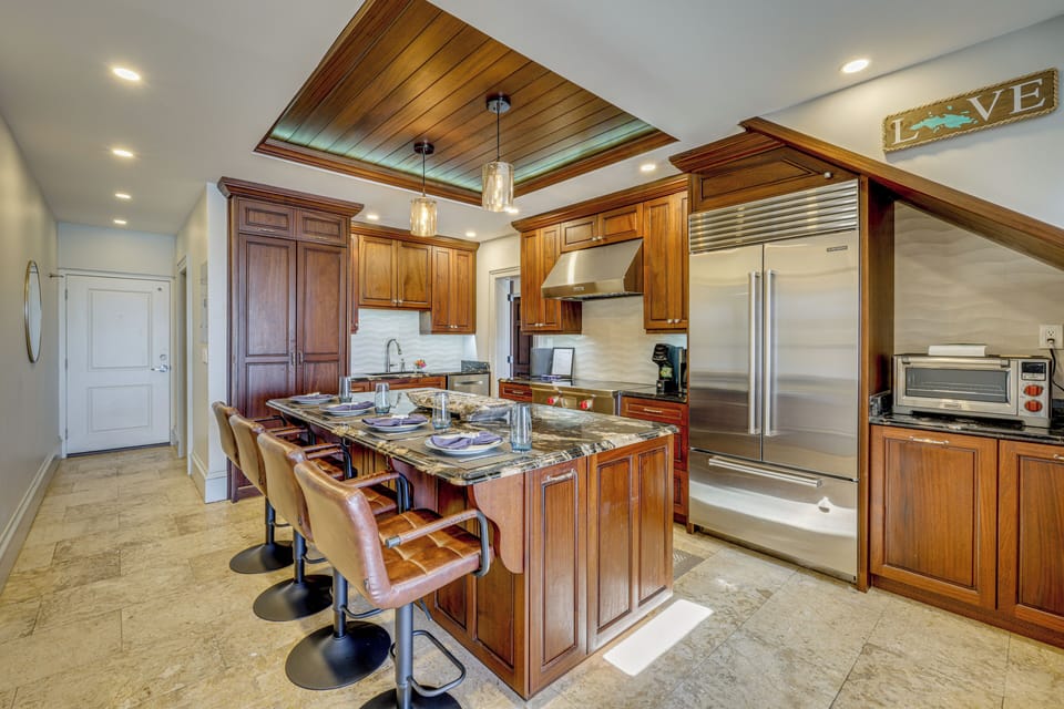 Kitchen | 1st Floor | Cooking Basics | Dishware/Flatware | Pod Coffee Maker