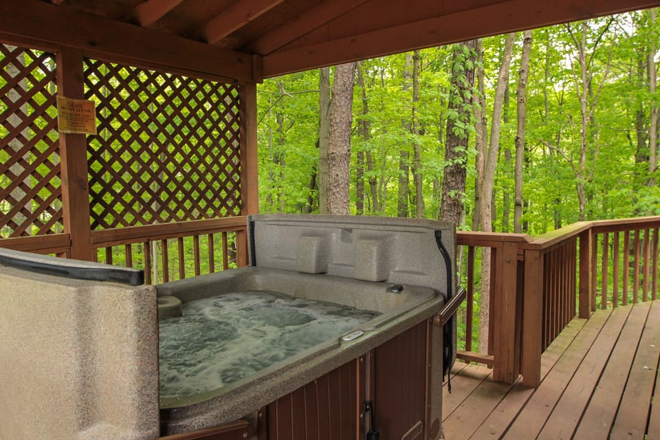 Elk Hot Tub