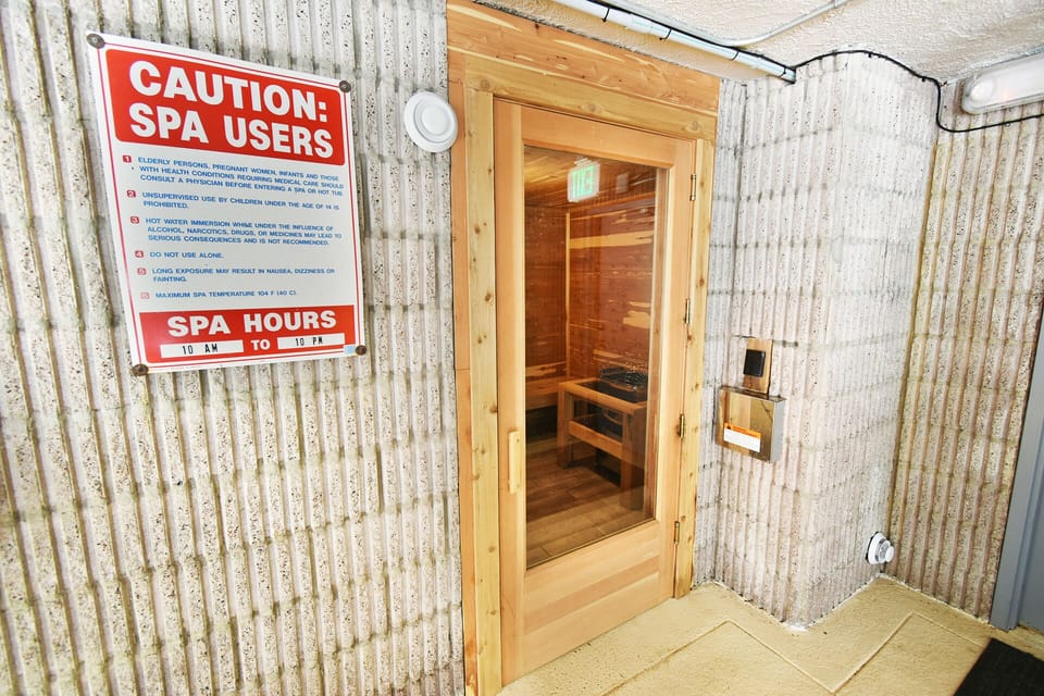 Sauna - Sauna