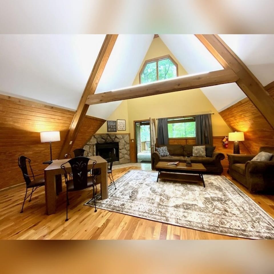 A-Frame #18 livingroom