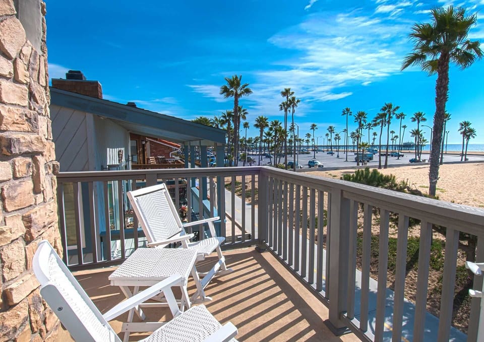 Balcony showing view to the beach and the Balboa Pier