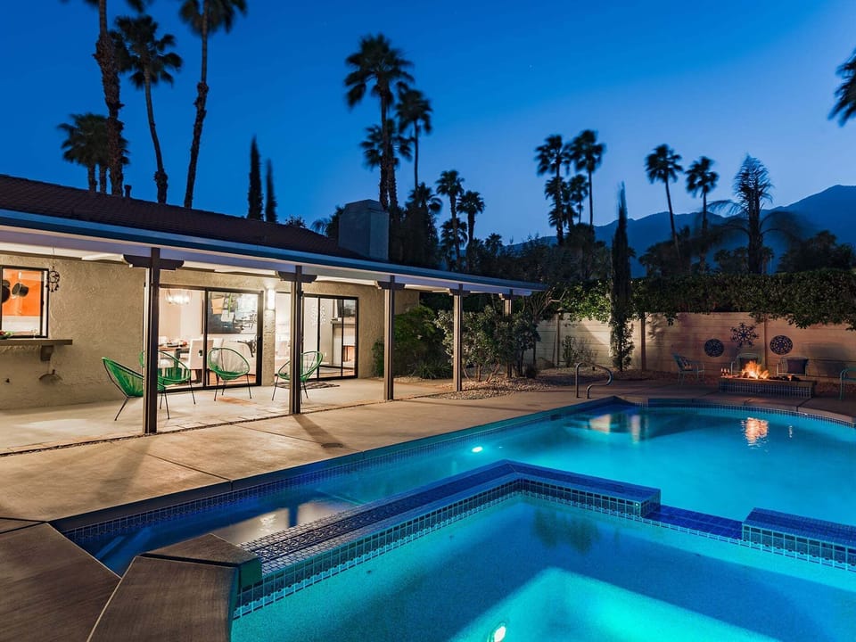 Dive into the pool at any time of the day or night!