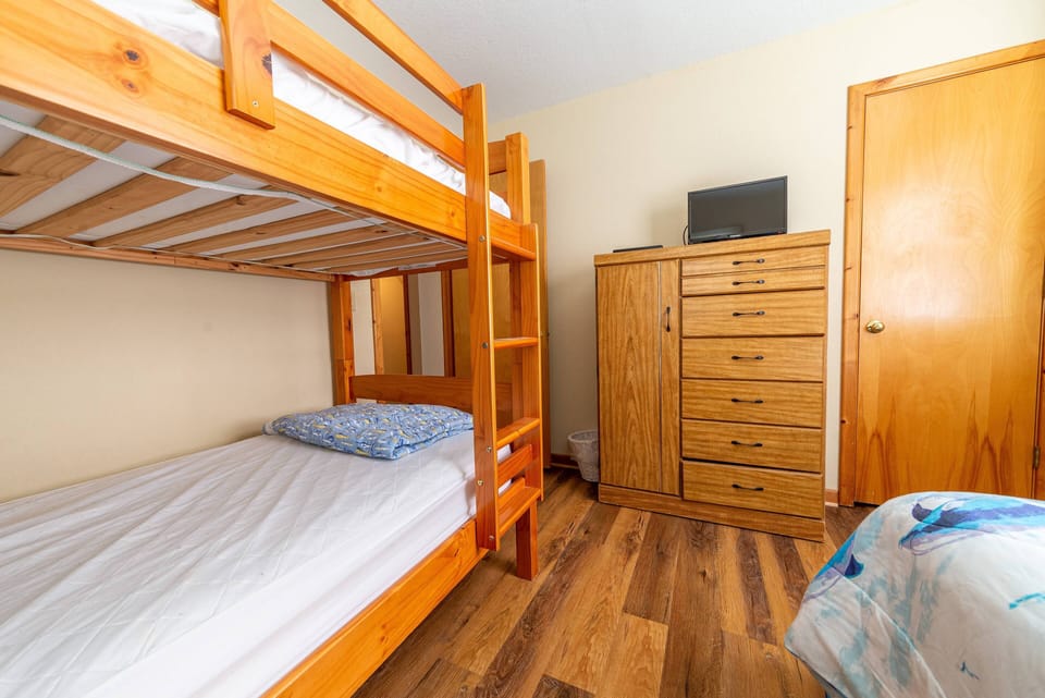 Mid Level Bedroom