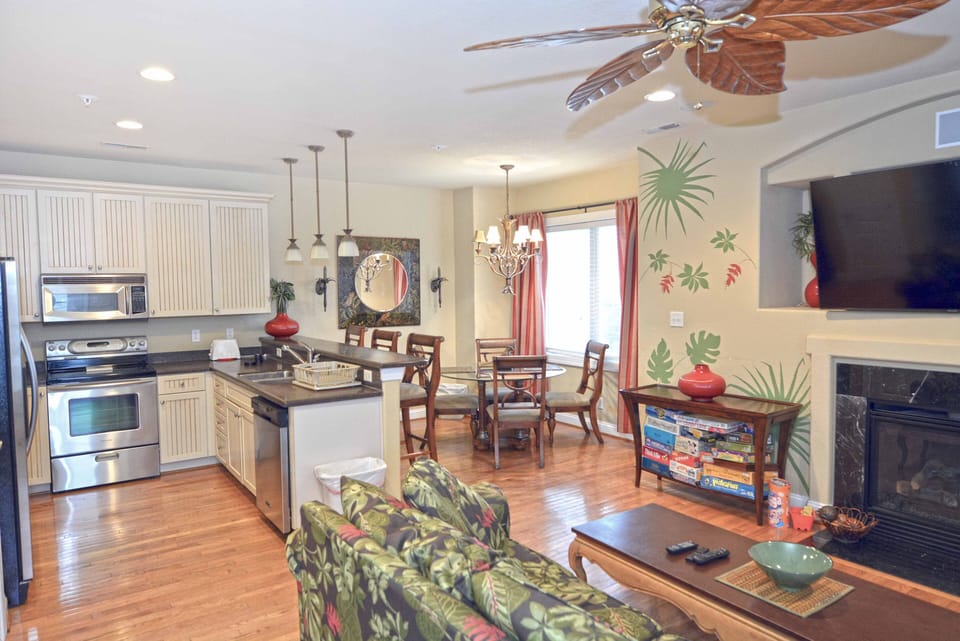 LIVING-AREA