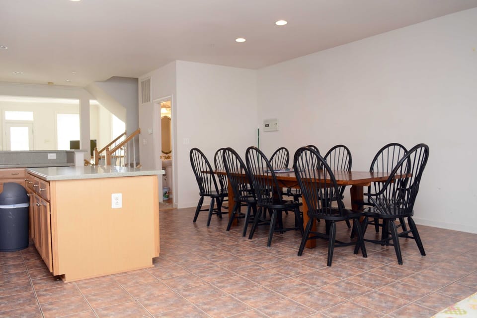 DINING-AREA