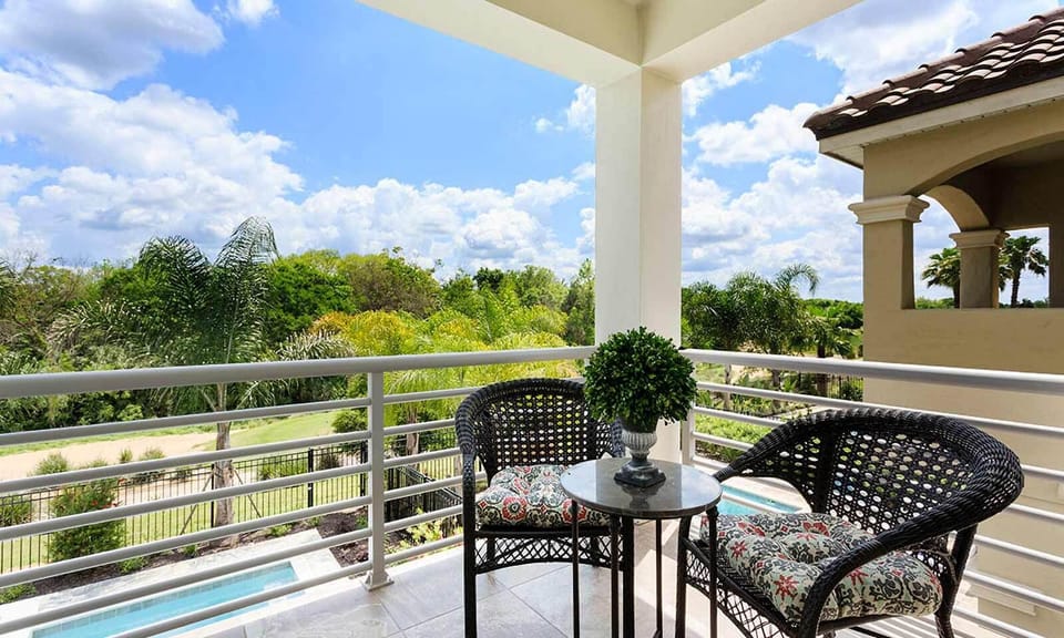 [amenities:Balcony-with-View:3] Balcony with View