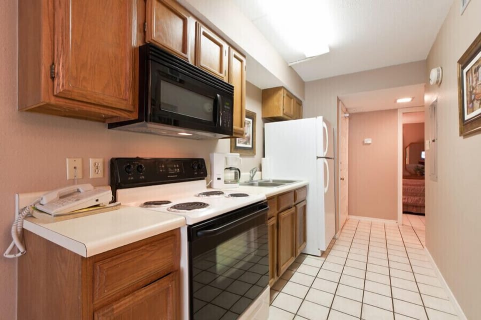 Save you pennies and book a budget beachcation - even better, make use our simple kitchen and make your own meals.