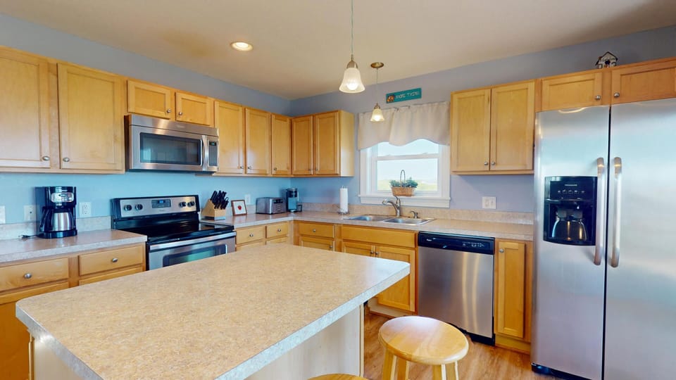 Bright kitchen - Kitchen at Summer Paws vacation rental, Carova Beach 4x4 Northern Outer Banks NC