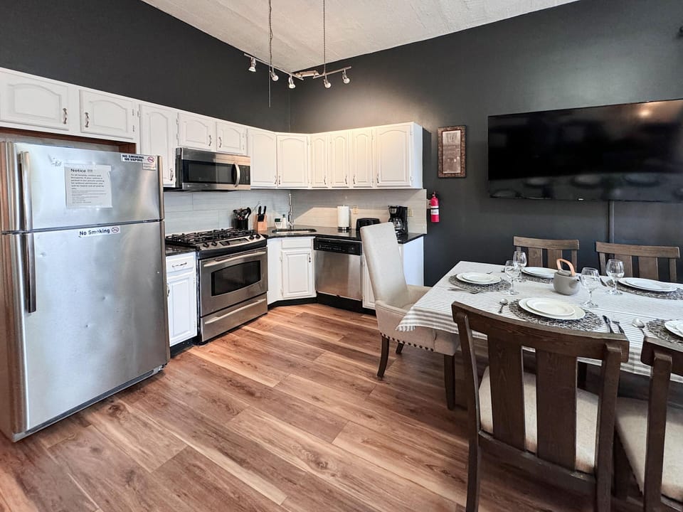   Full Kitchen, dish washer, microwave, Toaster ,  Can opener,  Blender.