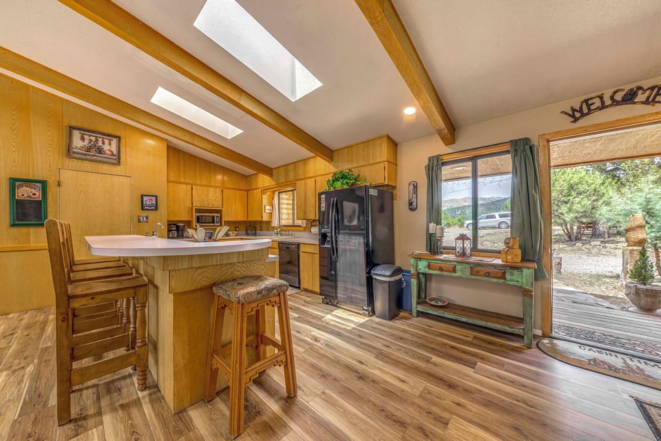 Kitchen | Coffee Maker | Toaster | Dishwasher | Crockpot