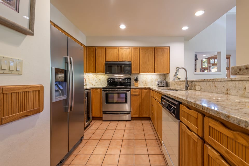 Kitchen - Summer