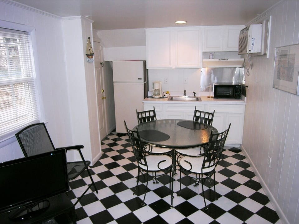 Bottom Apartment Kitchen Area