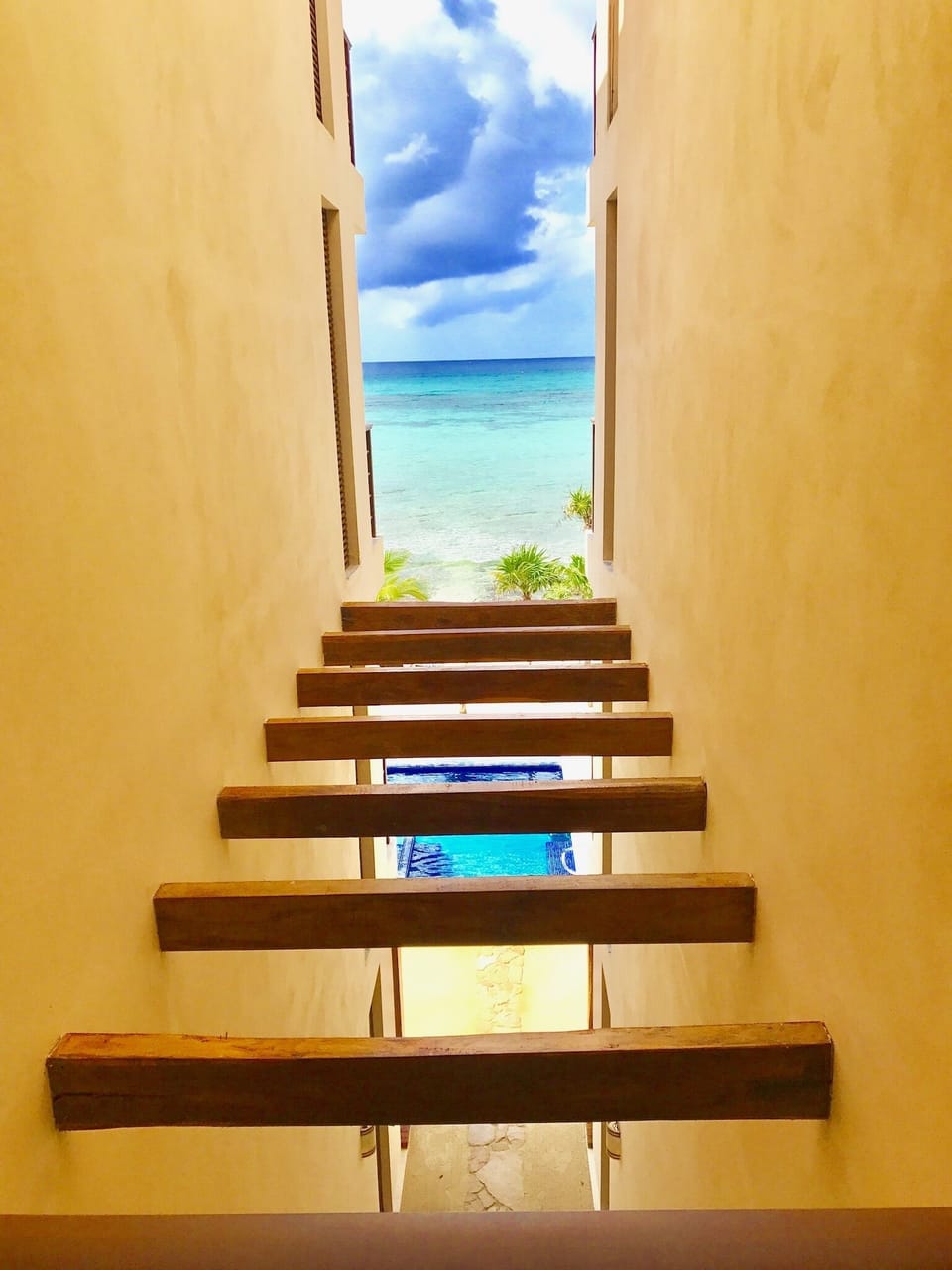 Breeze way at front door