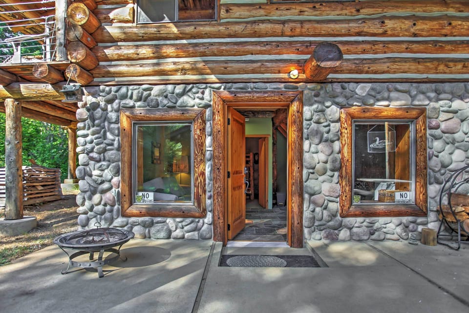 Exterior | Fire Pit