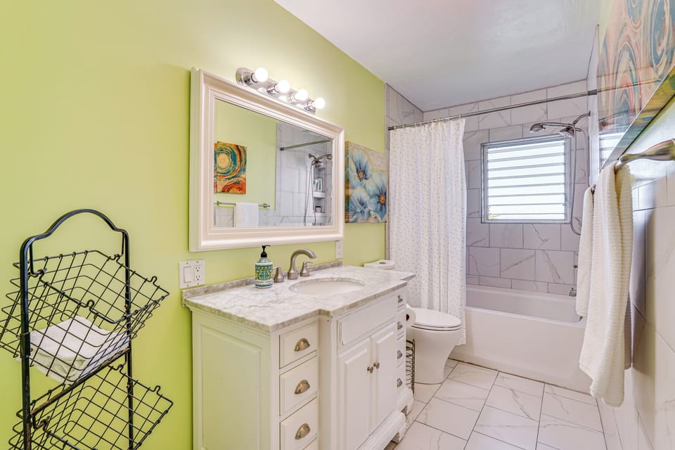 Bathroom | Towels Provided | 2nd Floor