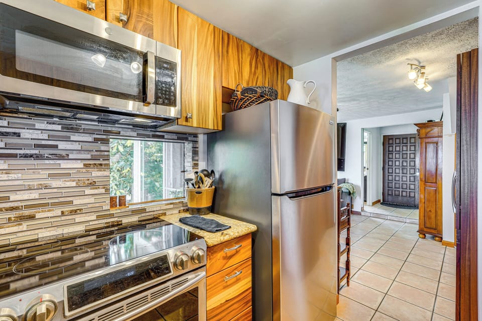 Kitchen | Cooking Basics | 1sr Floor