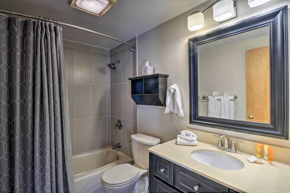 Bathroom | Complimentary Toiletries