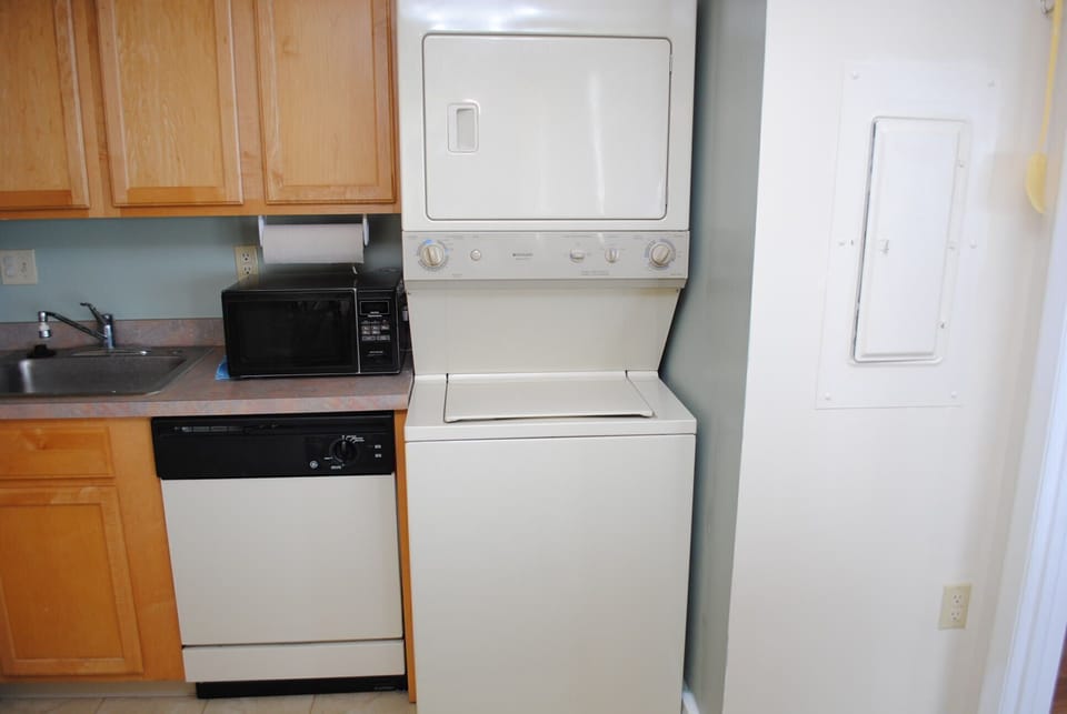 Washer & Dryer