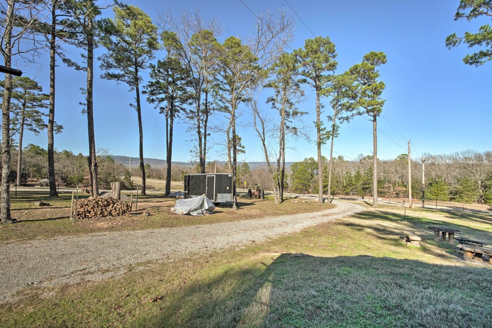 Parking | Driveway (4 Vehicles) | RV/Trailer Parking Allowed On-Site