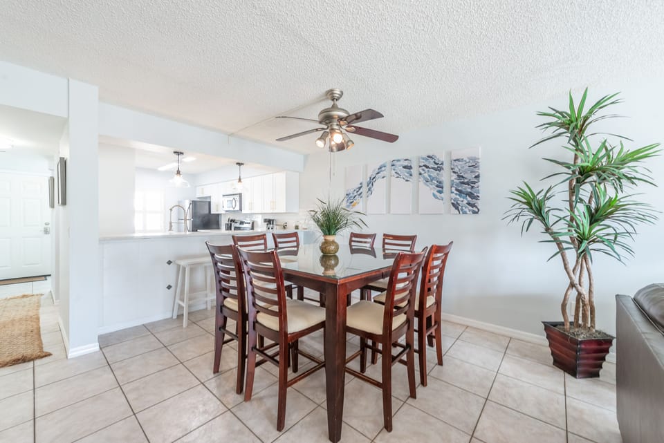 Dining area to gather
