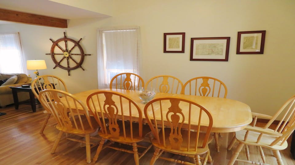 View of dining from kitchen area - 180 Hardings Beach Road Chatham Cape Cod - New England Vacation Rentals