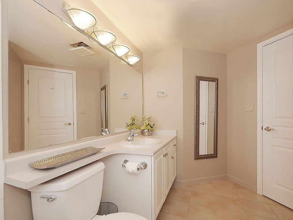 Master bedroom ensuite