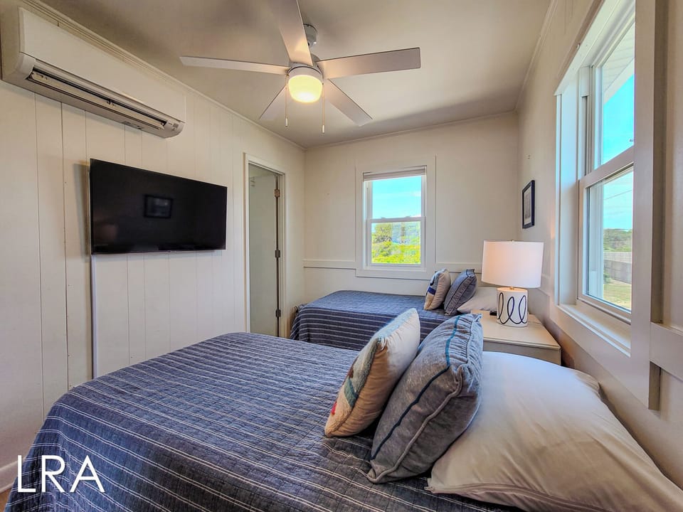 2308 S Shore Dr (Tan N Sand [Int Ext]) - watermarked-19