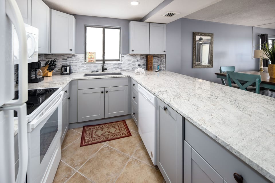 Kitchen - Everything you need to prepare that memorable meal is right here for you.