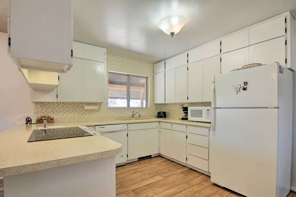 Kitchen | Fully Equipped | Cooking Basics