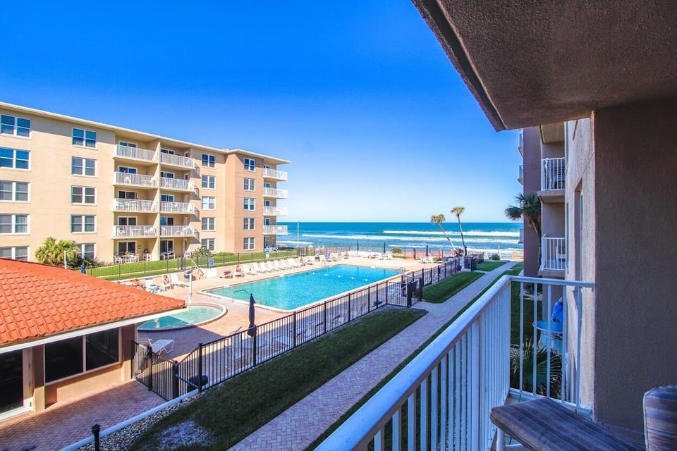 balcony beach view