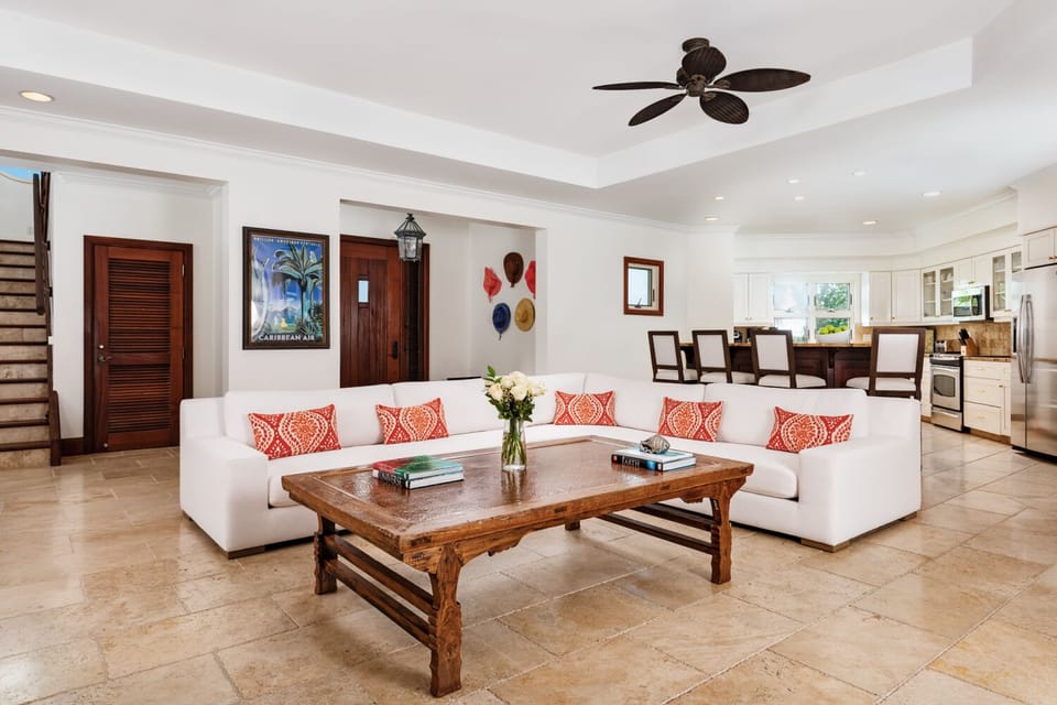 Enjoy your vacation in the elegant Villa Valentina.