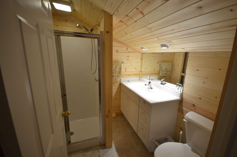 Upper level bathroom-shower only - Upper level bathroom-shower only
