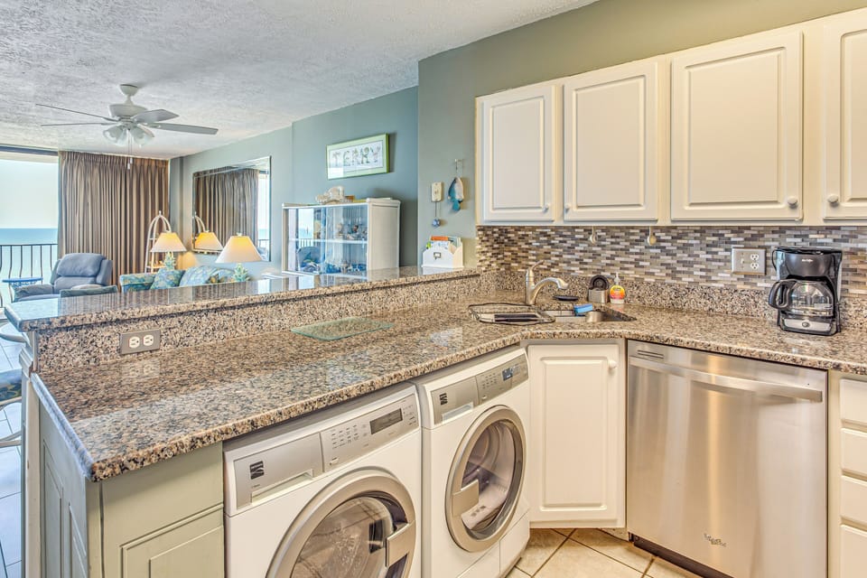 Kitchen | Cooking Basics | In-Unit Laundry