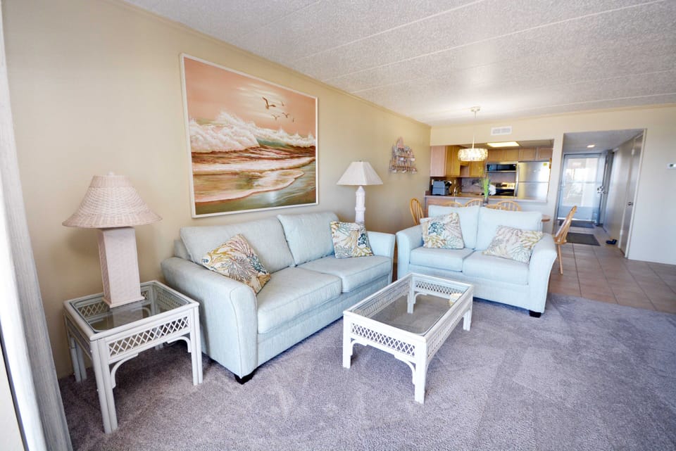 LIVING-AREA