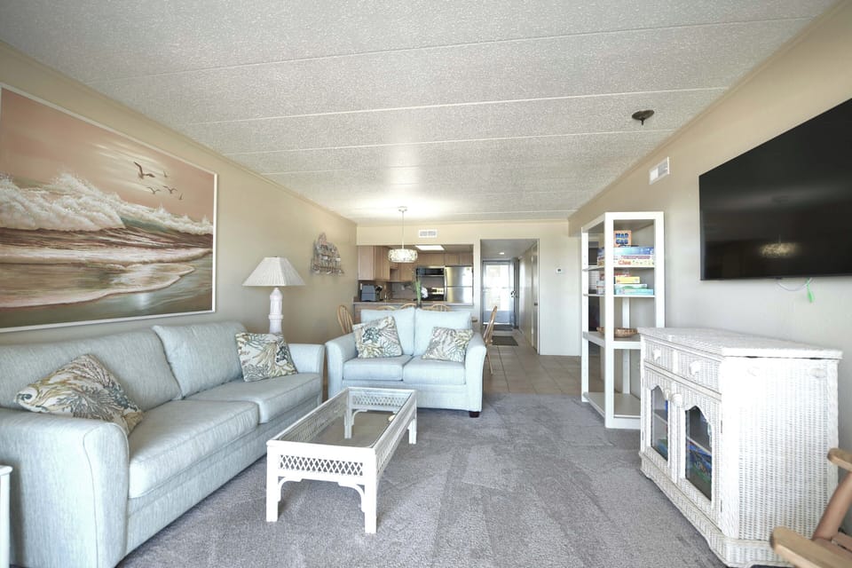 LIVING-AREA