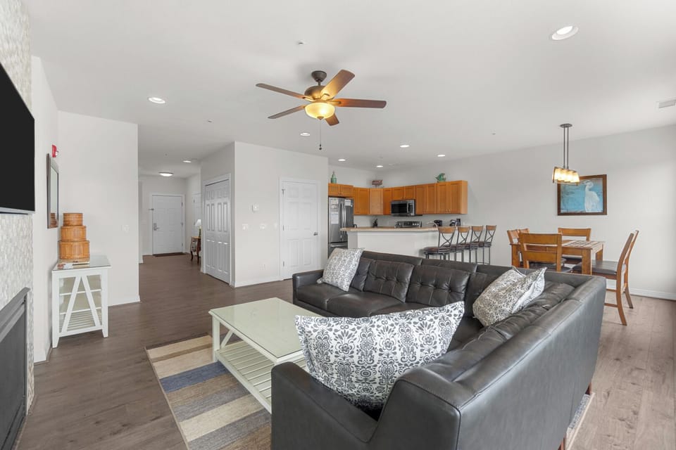 Main Living Area