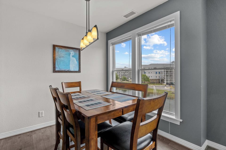 Dining Area and View
