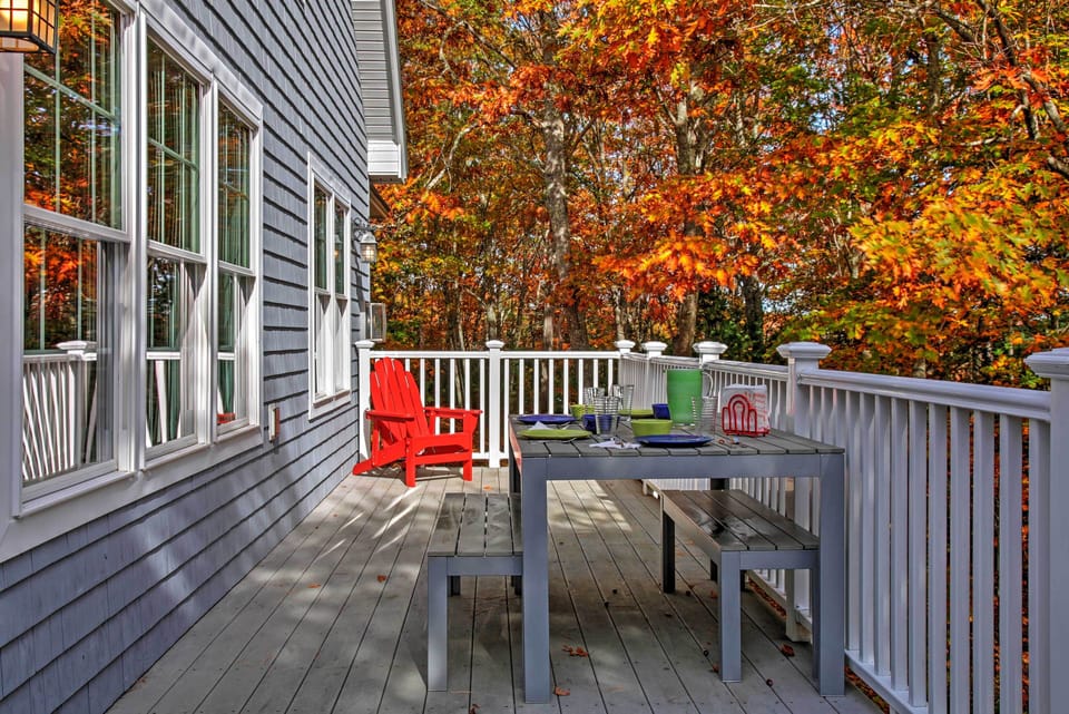 Furnished Deck