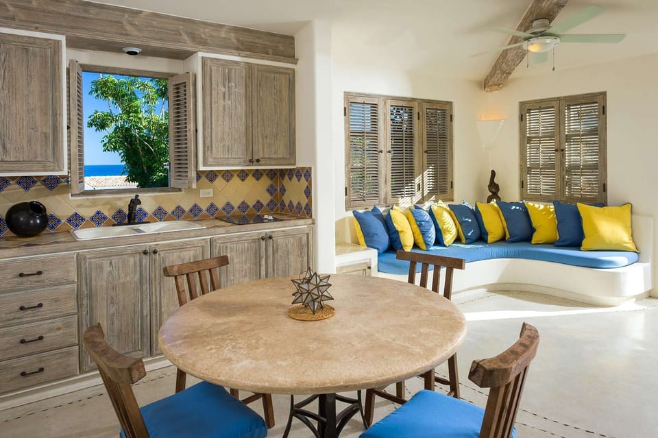 A separate Casita can be found on the property that includes a kitchenette and another living and dining area
