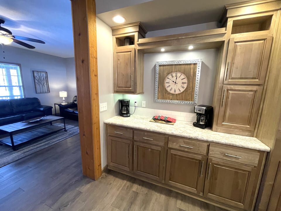 Fully Equipped Kitchen 1