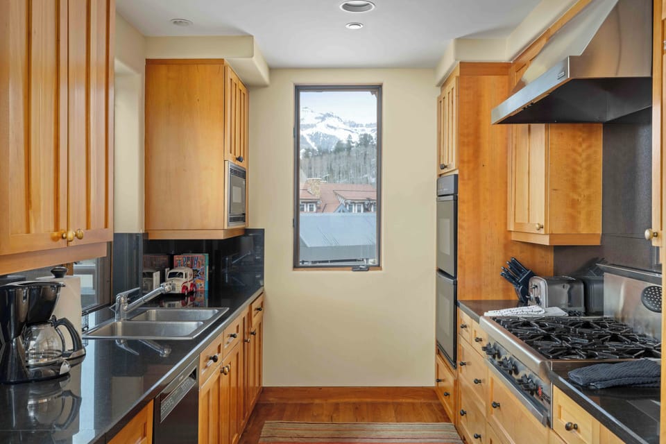 Kitchen - Winter
