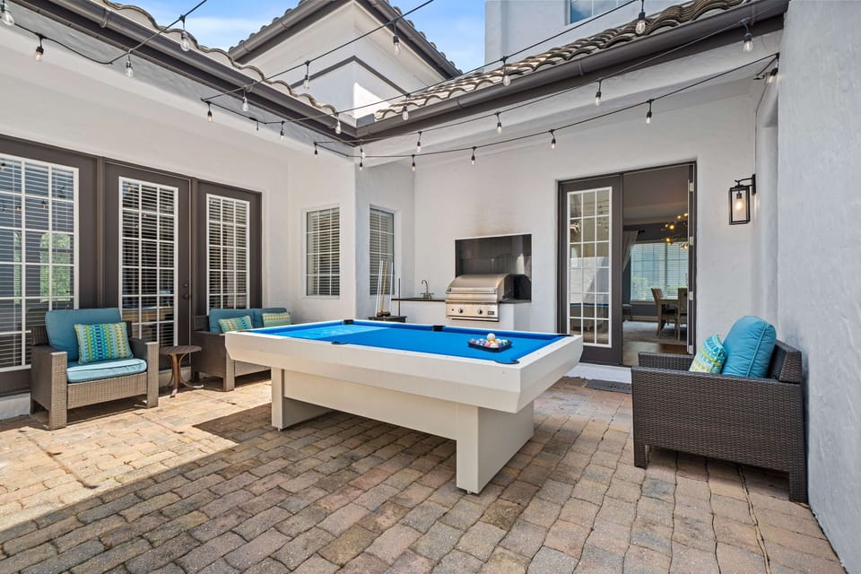 [amenities:pool-table:1] Pool Table