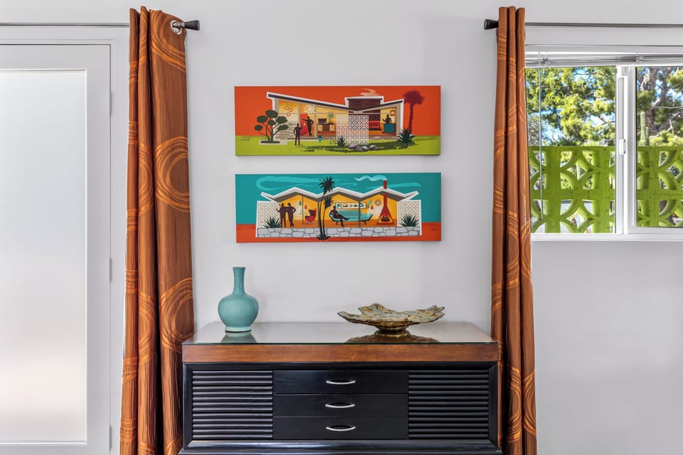 A touch of Palm Springs decor