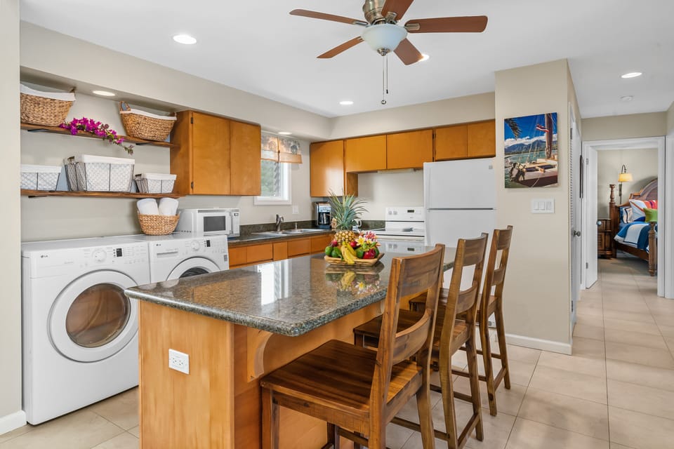 Stocked kitchen for all your vaca cooking needs